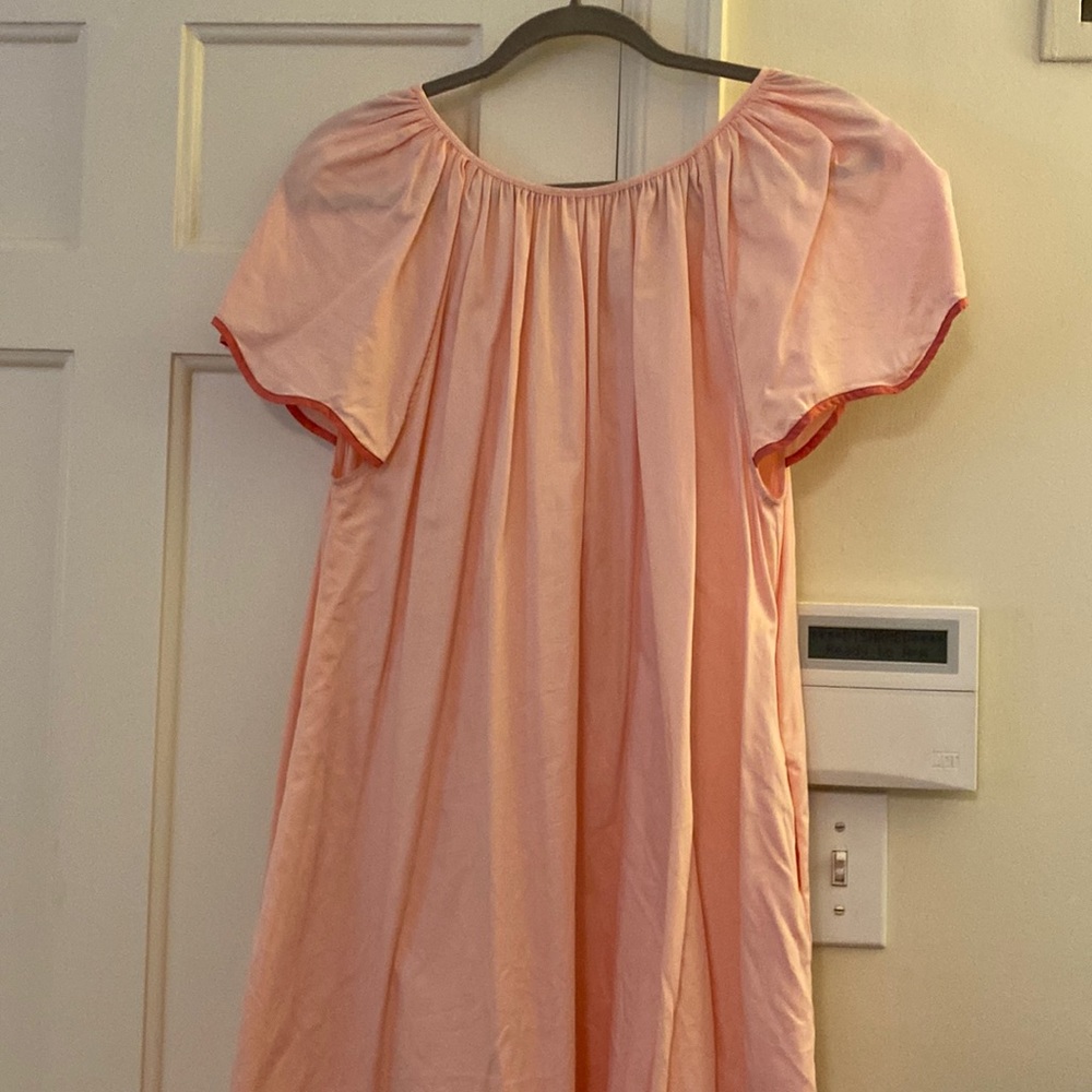 EUC Lake garden dress in peach size large - Picture 3 of 7